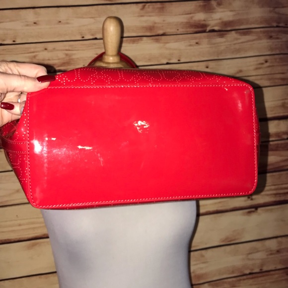 🚫SOLD🚫 Kate Spade Chili Red Patent Harmony Tote - Picture 5 of 8